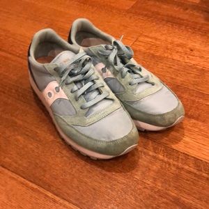 Men’s Saucony shoes - Size 10